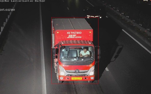 Hà Nội: 41 ca vượt đèn đỏ và hàng chục trường hợp vi phạm bị Camera AI ghi hình từ 29 - 30/1