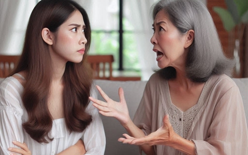 Tôi từ chối chăm cháu, con dâu phán: 'Mẹ làm bà nội kiểu gì thế?'