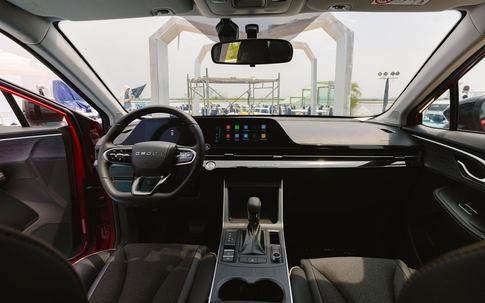 Xe gầm cao SUV giá chỉ từ 485 triệu đồng ở Việt Nam cực thích hợp cho gia đình đi chơi tết