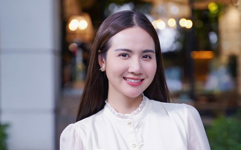 Huyền Lizzie: 'Tôi độc thân'