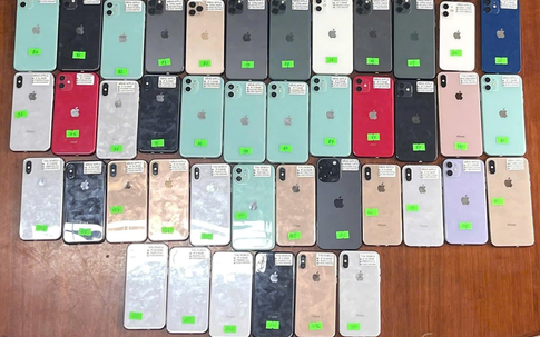 Phát hiện lô điện thoại iPhone không rõ nguồn gốc giá trị hơn 1 tỷ đồng