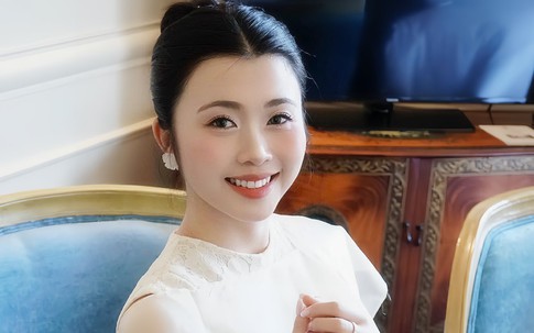 Nữ sinh quê Thanh Hóa thu hút tại Miss World Vietnam 2025