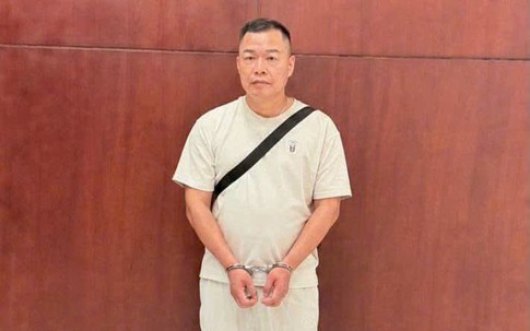 Tôn Bằng chồng cũ Hằng Du Mục bị bắt tạm giam