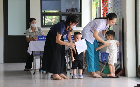 Hà Nội: Trẻ bệnh hiểm nghèo, tai nạn nặng được hỗ trợ chi phí điều trị tối đa như thế nào từ 1/1/2027?