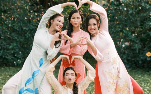 Bốn người đẹp Miss Universe hội ngộ, gợi ý tips tạo dáng khiến fan thích thú