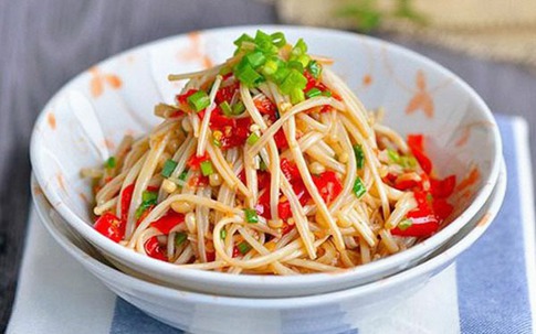 Ăn Tết lành mạnh: 5 thực phẩm ngày Tết không ăn sau khi để qua đêm để bảo vệ gan, thận