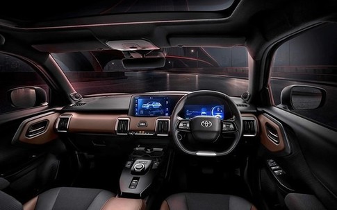 SUV hạng B giá 520 triệu đồng của Toyota thiết kế mạnh mẽ, trang bị 7 túi khí cùng gói hỗ trợ lái sánh ngang Toyota Corolla Cross, rẻ chỉ ngang xe hạng A chắc chắn gây sốt nếu về Việt Nam