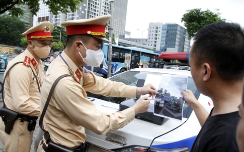 Mắc lỗi này, lái xe có thể bị trừ hết điểm giấy phép lái xe