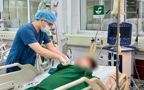 Người đàn ông 50 tuổi xơ gan, xuất huyết tiêu hóa nặng sau Tết vì sai lầm nhiều nam giới mắc phải