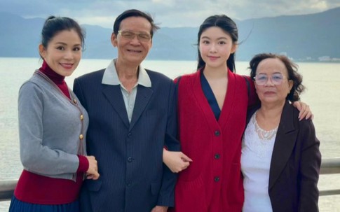 Bố mẹ vợ MC Quyền Linh gây chú ý