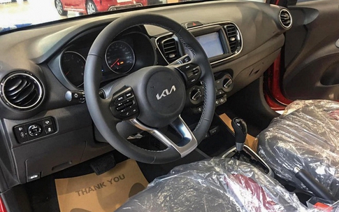 Giá lăn bánh Kia Soluto mới nhất giảm sốc, thấp chưa từng có, xứng danh sedan hạng B rẻ nhất, Hyundai Accent và Toyota Vios không so lại về giá