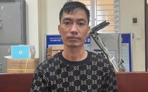 Dùng kéo đâm bố vì không cho mượn giấy chứng nhận quyền sử dụng đất đi cầm cố