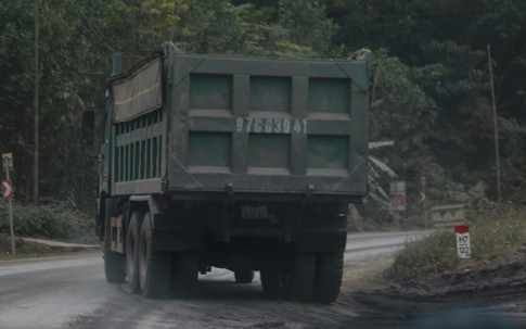 Thái Nguyên: Sau vụ CSGT hy sinh, nhìn lại nguy cơ từ xe tải chở đất phục vụ dự án tái định cư Bản Áng
