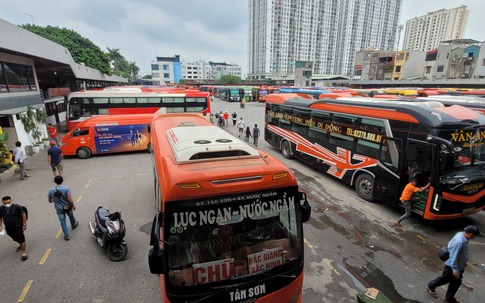 Giá xăng dầu biến động, nhiều lĩnh vực vận tải chịu áp lực chi phí