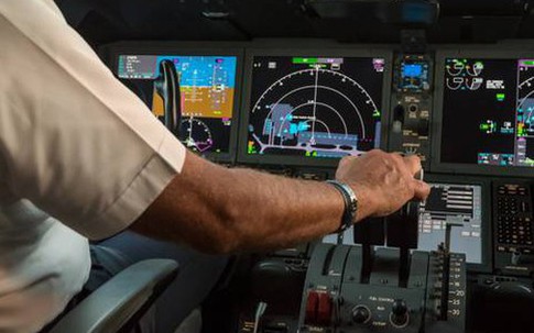 Phi công tiết lộ điều đáng sợ nhất từng nhìn thấy khi đang bay