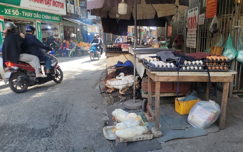 Năm nay, bao nhiêu chợ tại Hà Nội sẽ 'biến mất'?