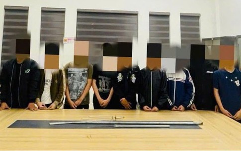 Ngăn chặn nhóm 23 thanh thiếu niên mang hung khí, tụ tập đua xe