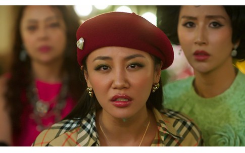 Văn Mai Hương xấu hổ không dám xem lại cảnh hôn trong 'Thỏ ơi!!'