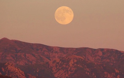 “Trăng hồng” và “trăng xanh” tháng 4 - 5 có gì đặc biệt?