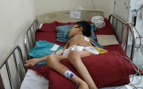 MS 1075: Con gái chống chọi bệnh hiểm nghèo gần một thập kỷ, gia đình ở Huế cầu mong sự giúp đỡ