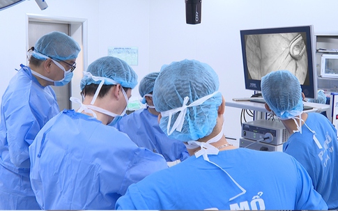 Người phụ nữ 60 tuổi phát hiện ung thư phổi giai đoạn rất sớm từ 1 dấu hiệu nhiều người Việt bỏ qua