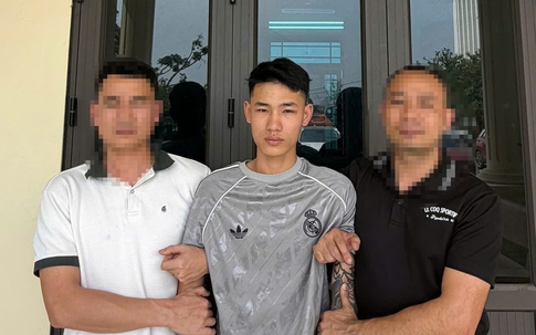 Áp sát kề dao vào cổ cướp tài sản người phụ nữ trong đêm ở Phú Thọ, hai thanh niên lĩnh án