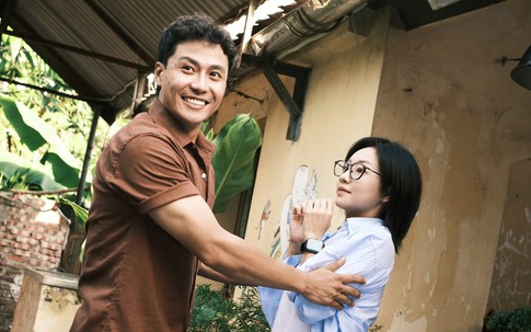 Thanh Sơn đăng ảnh hậu trường, khán giả mong cái kết đẹp giữa Thành và Linh Chi