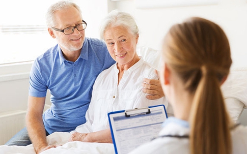 Về già, không chỉ tiền: 3 điều này quyết định bạn sống yên ổn hay không