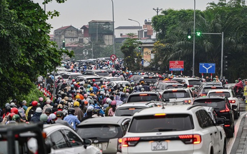 Nghỉ lễ 30/4 - 1/5: Hà Nội 'chỉ điểm' gần 10 hướng di chuyển nhằm phân tán lưu lượng, giảm áp lực giao thông 5 cửa ngõ Thủ đô