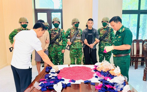 Vận chuyển 24.000 viên ma túy lấy 30 triệu đồng tiền công