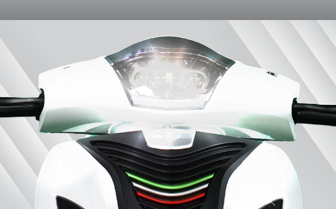 Trải nghiệm xe máy điện giá 37 triệu đồng ở Việt Nam giống hệt Honda SH, trang bị hiện đại, động cơ 2.650W, đi 150km, rẻ chỉ ngang Vision