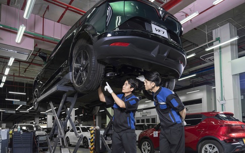 Ở vùng núi sâu vẫn được hỗ trợ kịp thời, dịch vụ hậu mãi VinFast 'ghi điểm' với người dùng Việt