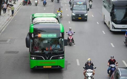 Hà Nội chính thức miễn vé xe buýt, vé đường sắt đô thị trong 7 ngày nghỉ lễ