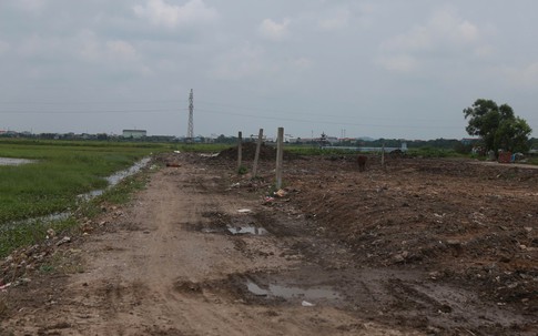 Ninh Bình: Bãi rác sát nghĩa trang ở Vạn Thắng được xử lý sau khi báo chí phản ánh