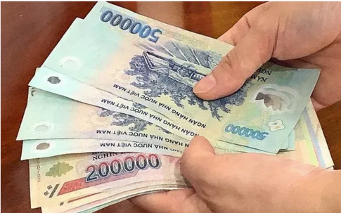 Tin sáng 28/4: Thông tin mới nhất về tăng lương hưu từ 1/7; Dựng chuyện bị cướp để 'ôm' tiền hàng, nam shipper bị lật tẩy