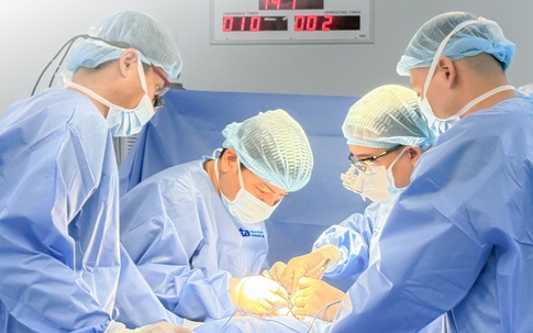 Bé 4 tuổi thận to gấp đôi bình thường do dị tật bẩm sinh: Cảnh báo nguy cơ suy thận nếu phát hiện muộn