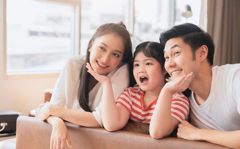 Trẻ EQ cao thường lớn lên trong gia đình có 4 đặc điểm này