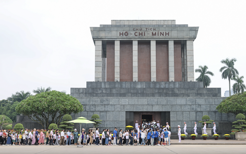Hà Nội: Người dân, du khách vào Lăng viếng Chủ tịch Hồ Chí Minh nên gửi xe ở đâu?
