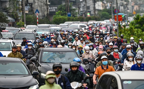 Vì sao Hà Nội chưa hạn chế đồng loạt phương tiện phát thải cao trong Vành đai 1 từ 1/7?