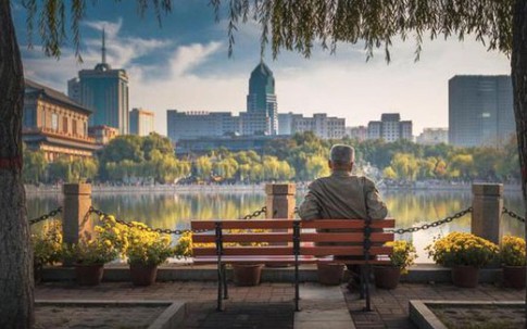 Tuổi già an nhàn của cụ ông sống một mình: 'Lương hưu đáng tin hơn con cái'