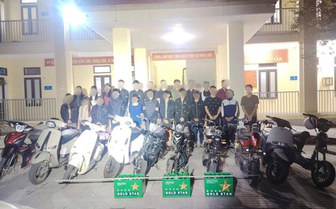 Ngăn chặn hàng chục thiếu niên chạy xe lạng lách, đánh võng