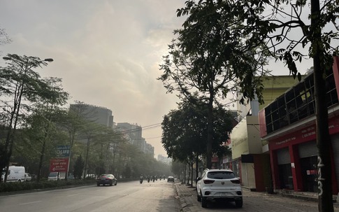 Kiểu thời tiết ở Hà Nội và miền Bắc khiến người dân phải thận trọng đề phòng