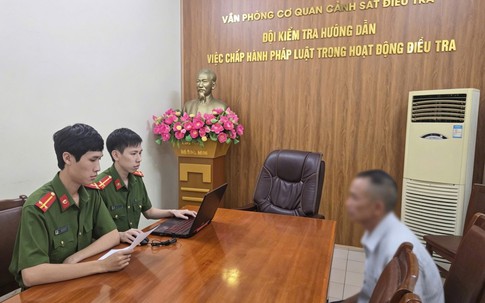 Bắt giam 'yêu râu xanh' 60 tuổi xâm hại cháu bé 6 tuổi