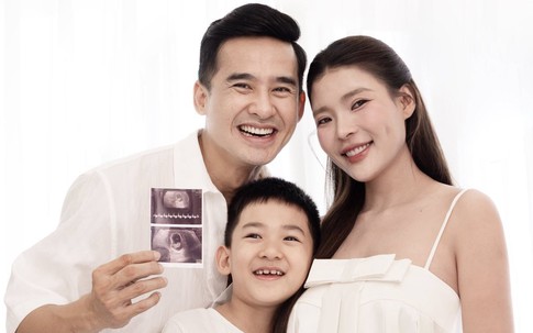 Tin vui của vợ chồng Thúy Diễm sau một thập kỷ bên nhau