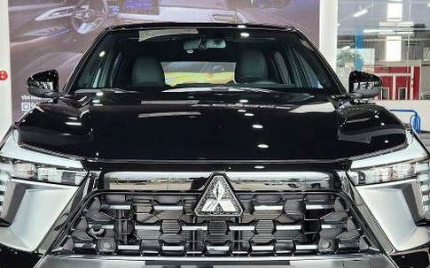 Giá SUV hạng B giảm  sốc, thấp hiếm thấy, Mitsubishi Xforce, Toyota Yaris Cross rẻ chưa từng có, chị em cân nhắc mở hầu bao