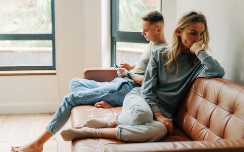 Nghiên cứu mới gây chấn động: Hơn 1/3 phụ nữ hối hận về lựa chọn bạn đời