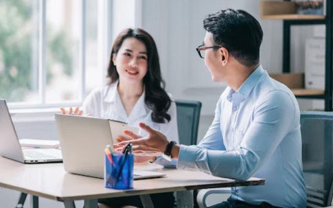 Người có phúc thường sở hữu 3 mối quan hệ 'đắt giá' hơn cả vàng bạc