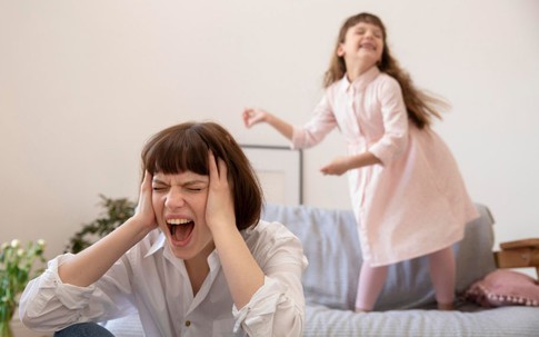 Những đứa trẻ thông minh thường có chung 3 đặc điểm khiến bố mẹ 'bất lực'