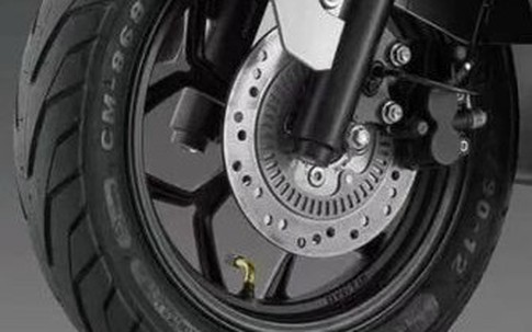 Xe ga 150cc giá 38,5 triệu đồng, trang bị xịn như Honda SH Mode và Air Blade, có ABS 2 kênh, rẻ chỉ ngang Vision