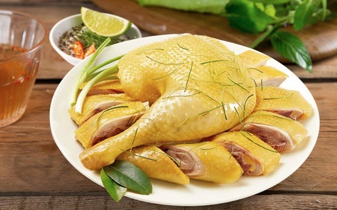 Người suy thận ăn thịt gà tưởng tốt nhưng có thể hại thận nếu bỏ qua nguyên tắc này